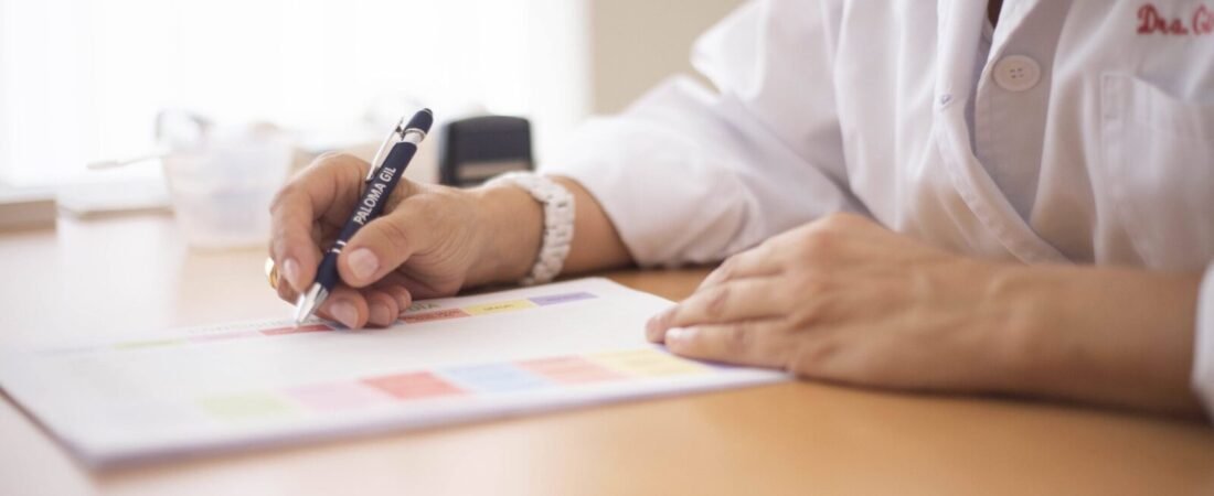 Gestoría online vs. hacerlo tú mismo con Hacienda: ventajas, riesgos y cuándo compensa cada opción